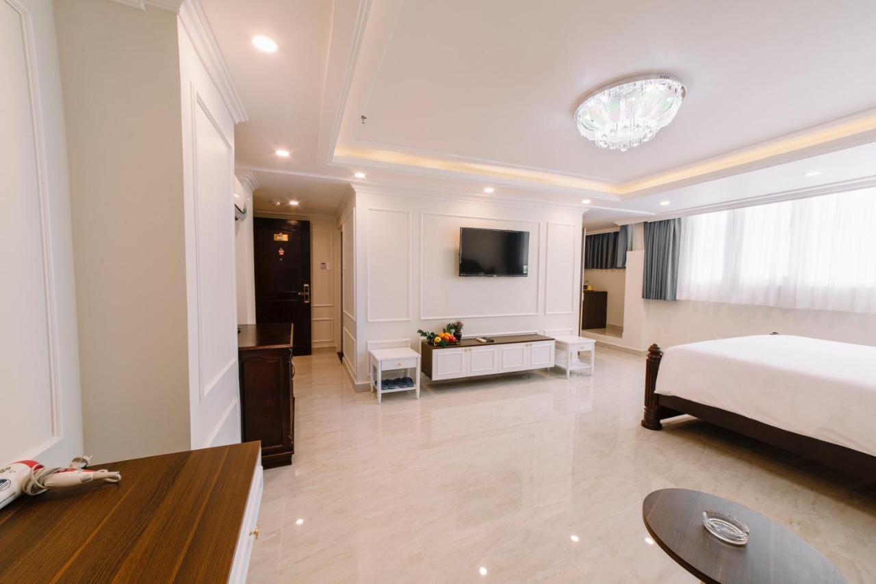 Quarantine - Saigon Hanoi Hotel 3*